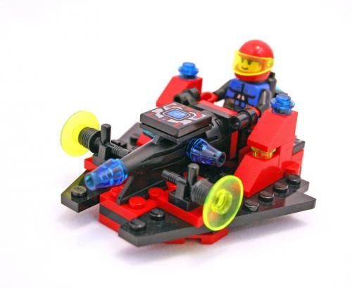 Spyrius Fold-Wing Spacecraft