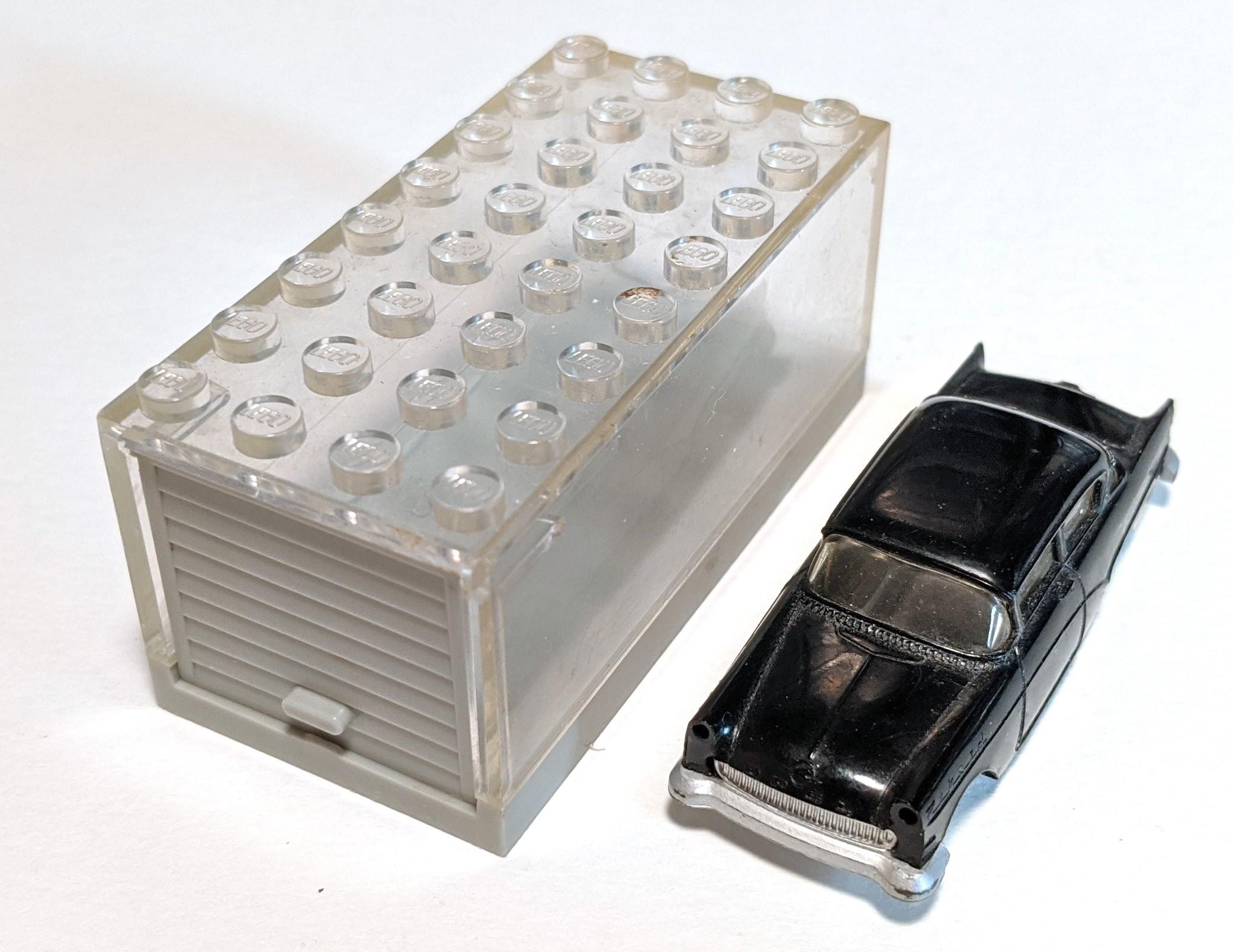 1:87 Opel Rekord with Garage