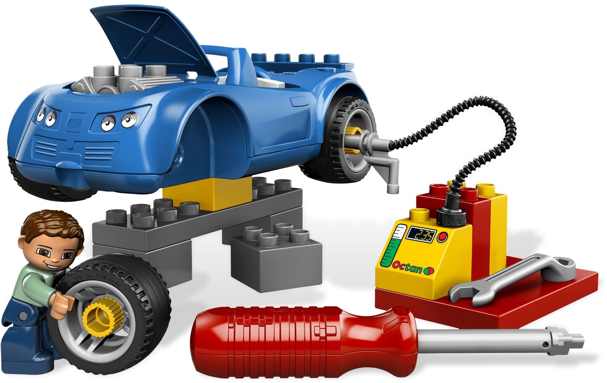 Petrol Station (Gas Station)